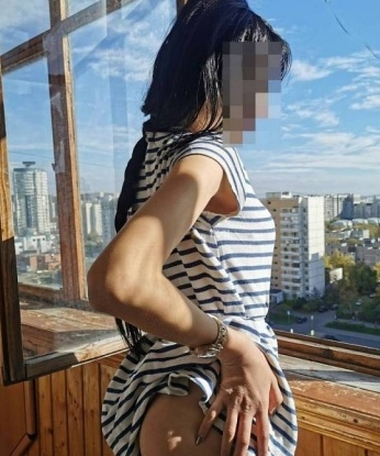 Моя цель - сделать твои фантазии реальностью и доставить тебе незабываемое удовольствие. В моем арсенале есть широкий спектр услуг, от классического эскорта до экзотического массажа. Я дарю своим клиентам комфорт и внимание, обещаю тебе настоящий релакс и полное удовлетворение. Я имею отличные отзывы от моих постоянных клиентов, которые ценят мою профессиональность и непревзойденную красоту. Живу в Москве и готова встретиться с тобой и подарить тебе незабываемые моменты. Держи в курсе, мои фото ниже 👇📸 Настя